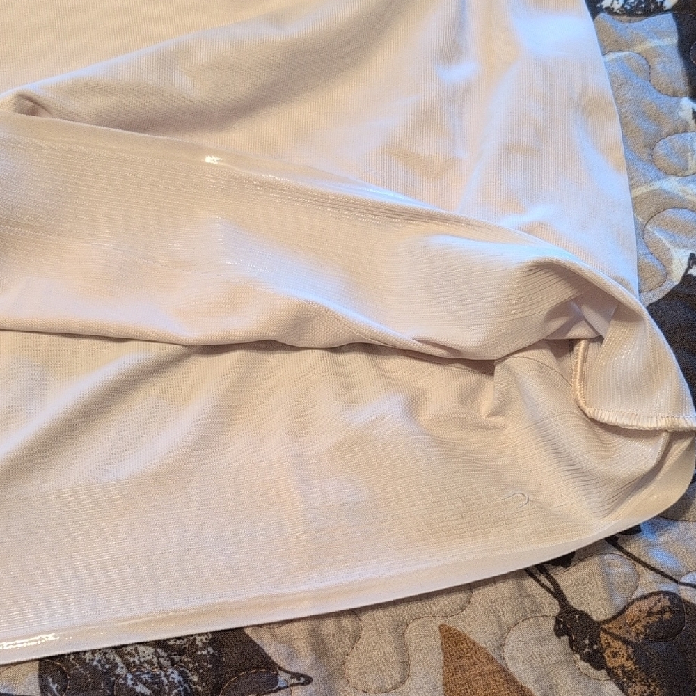 Ruby Ribbon 42 Cream Cami - Picture 7 of 9